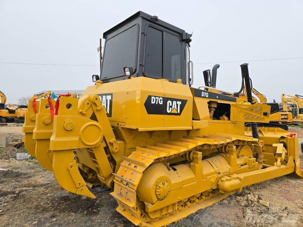 CAT D 7 G Kāpurķēžu buldozeri