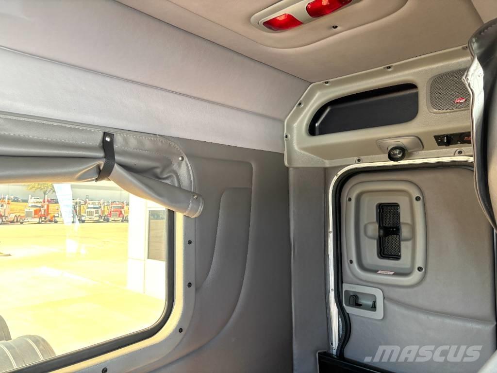 Peterbilt 389 Vilcēji