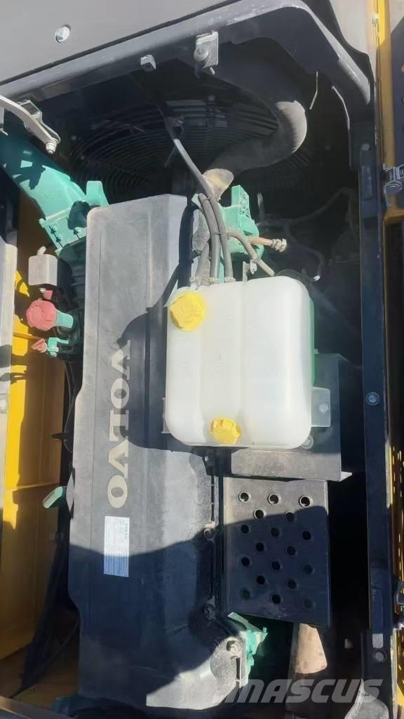 Volvo EC 480 Kāpurķēžu ekskavatori