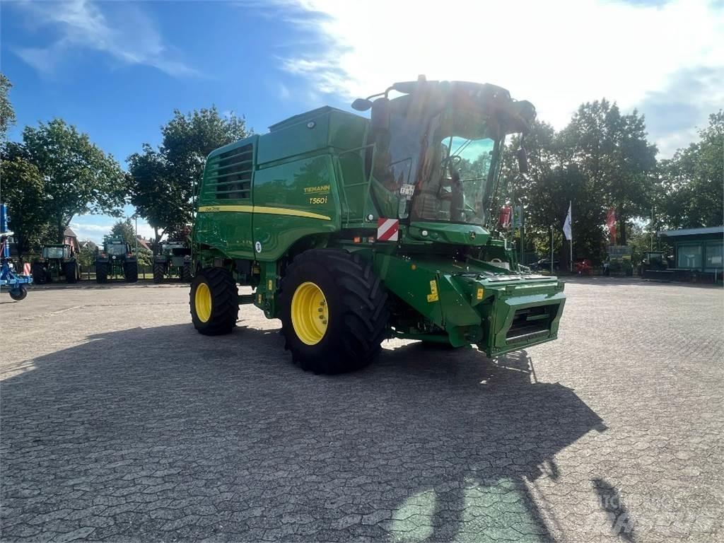 John Deere T560 Ražas novākšanas kombaini