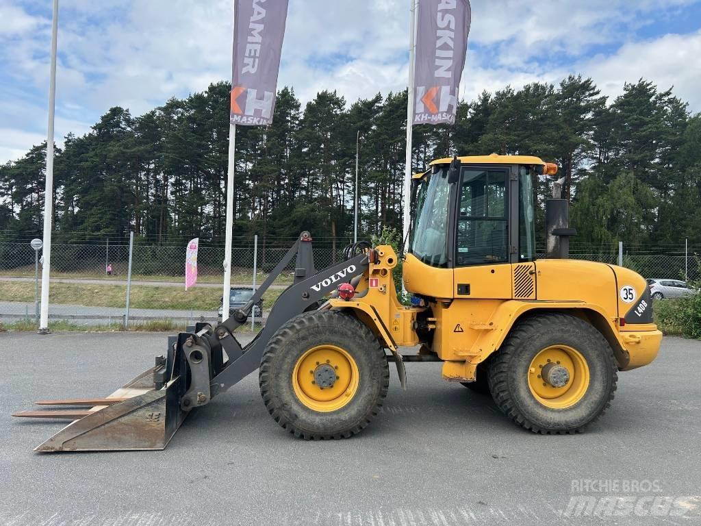 Volvo L 40 B Iekrāvēji uz riteņiem