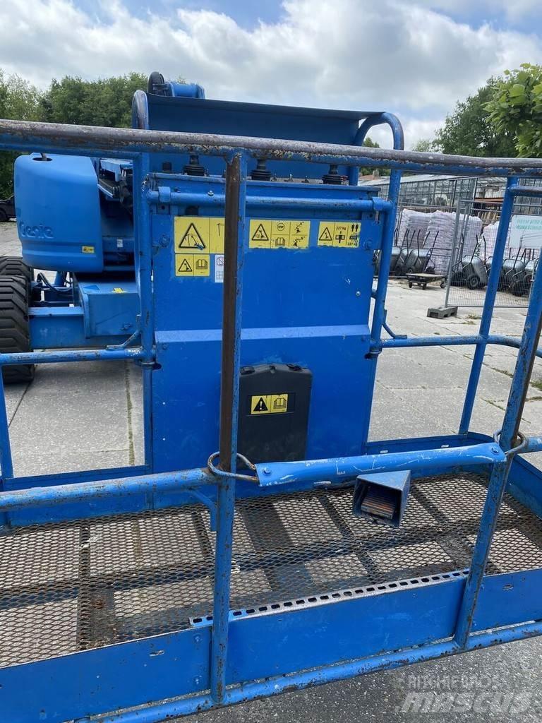 Genie Z45/25 Strēles pacēlāji