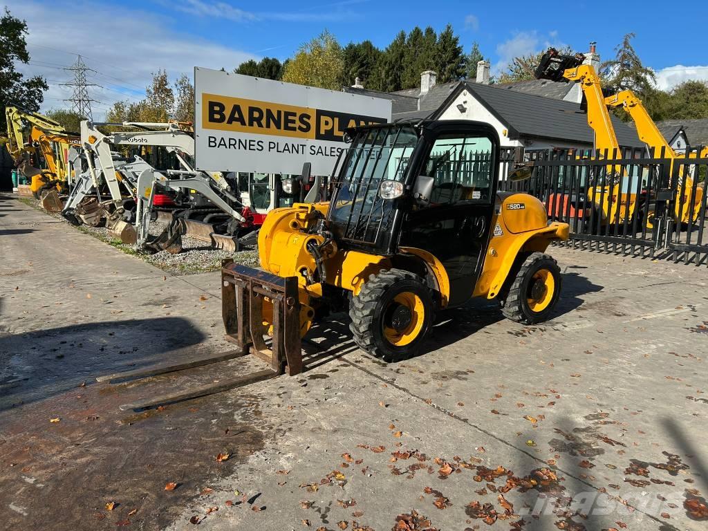 JCB 520-40 Teleskopiskie manipulatori