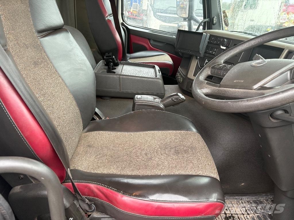 Volvo FM 450 Smagās mašīnas ar celtni