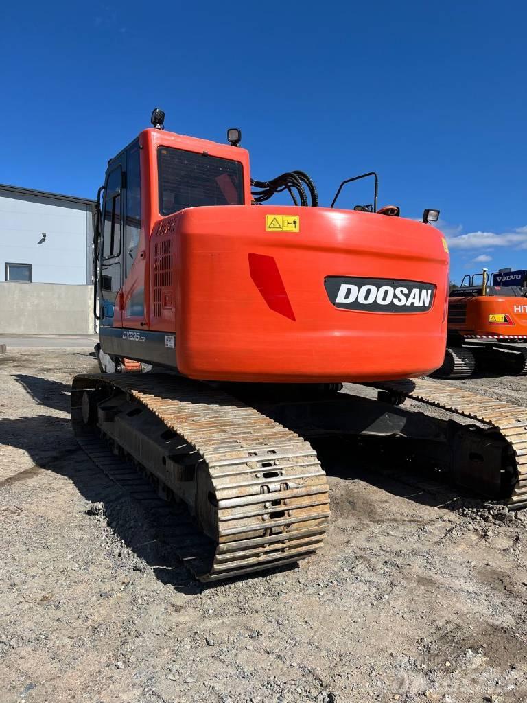 Doosan DX 235 LCR Kāpurķēžu ekskavatori