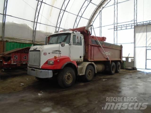 Western Star 4900 SA Pašizgāzējs