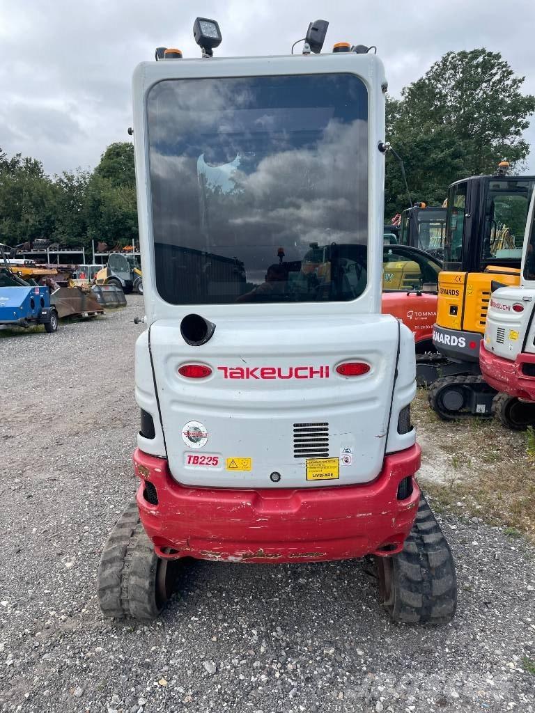 Takeuchi TB 225 Mini ekskavatori < 7 t