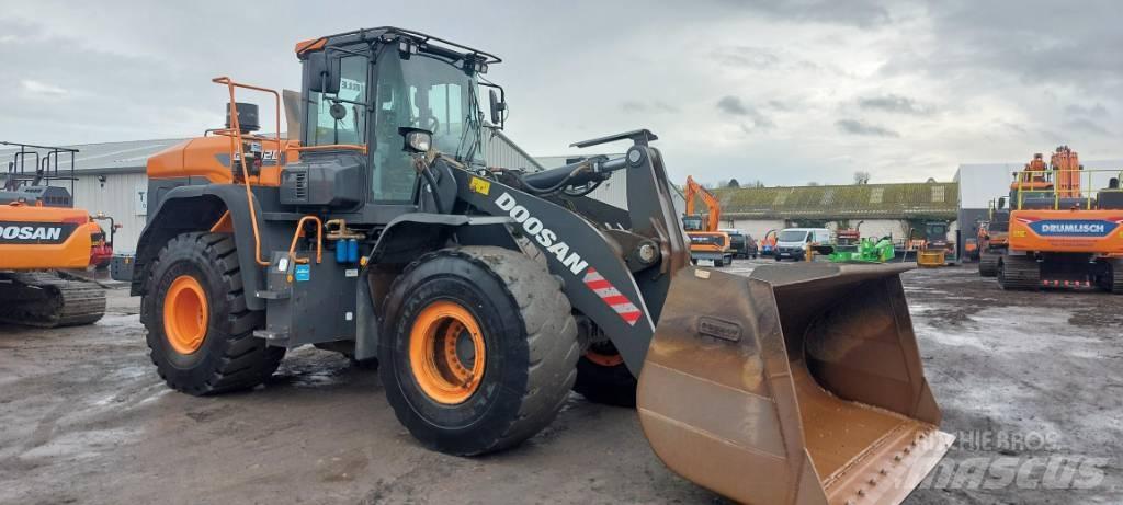 Doosan DL420-7 Iekrāvēji uz riteņiem