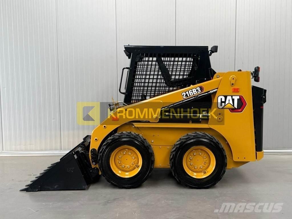 CAT 216 B3 Lietoti riteņu kompaktiekrāvēji