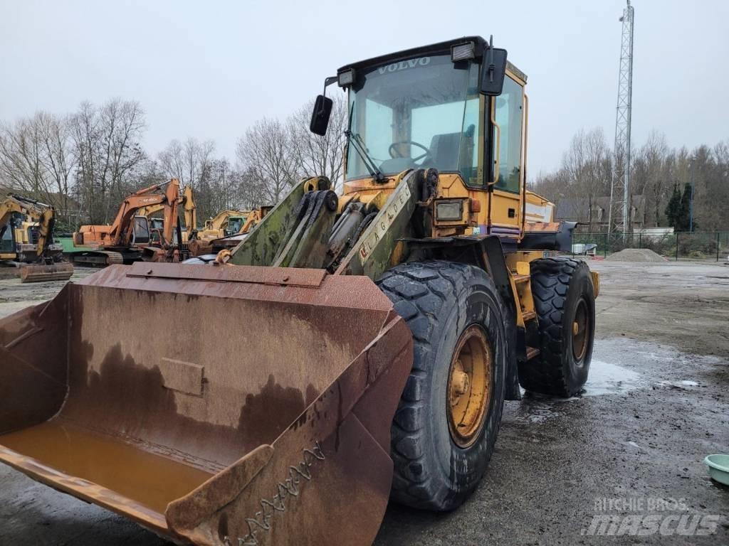 Volvo L 70 C Iekrāvēji uz riteņiem