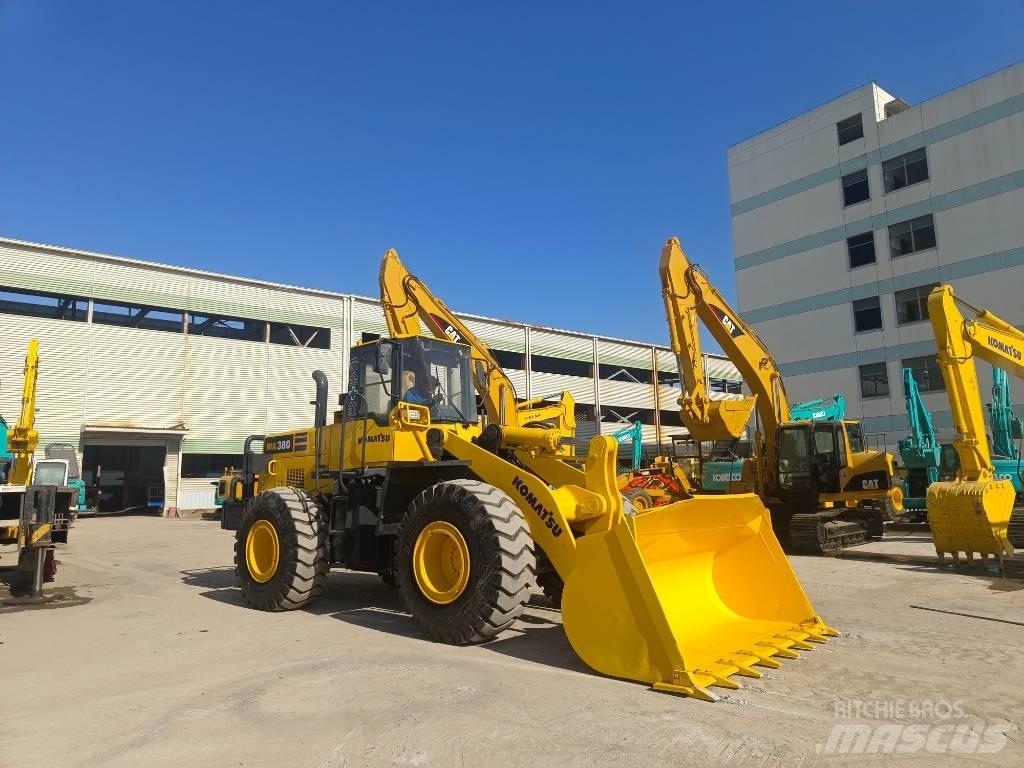 Komatsu WA 380-3 Iekrāvēji uz riteņiem