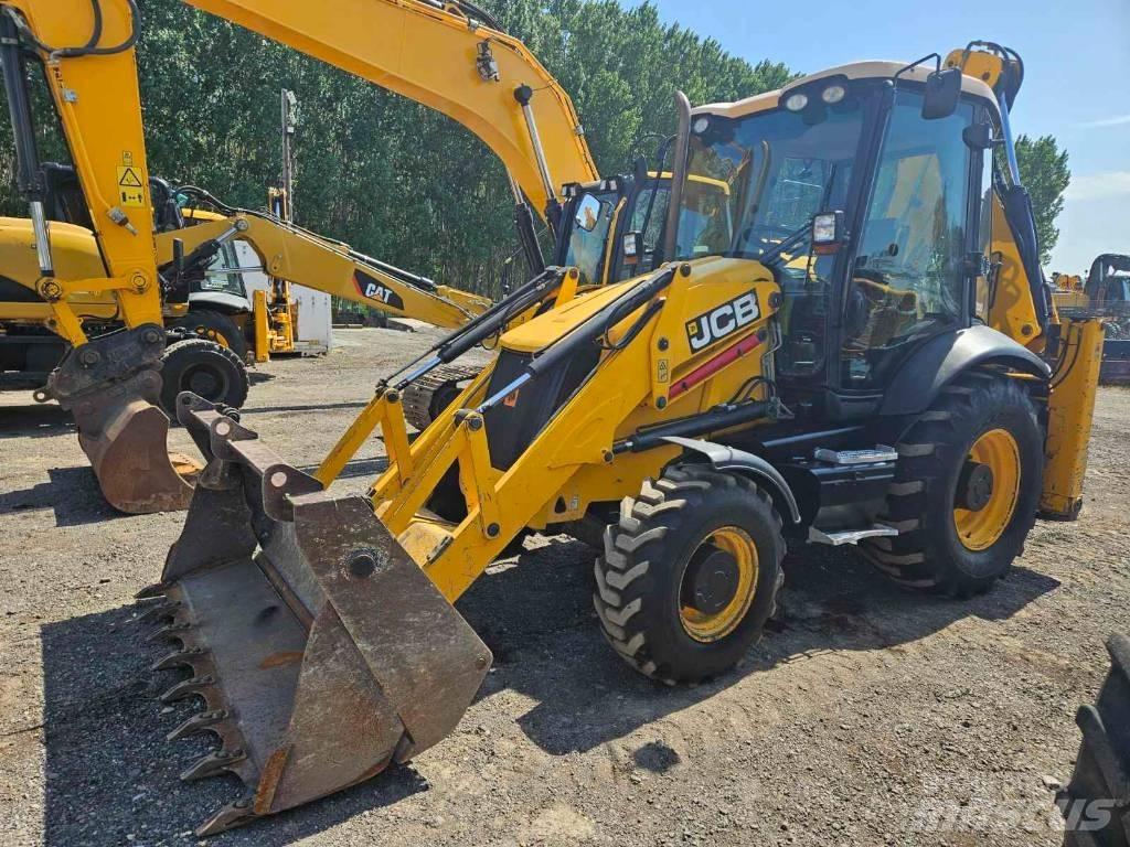 JCB 3 CX Ekskavatori-iekrāvēji