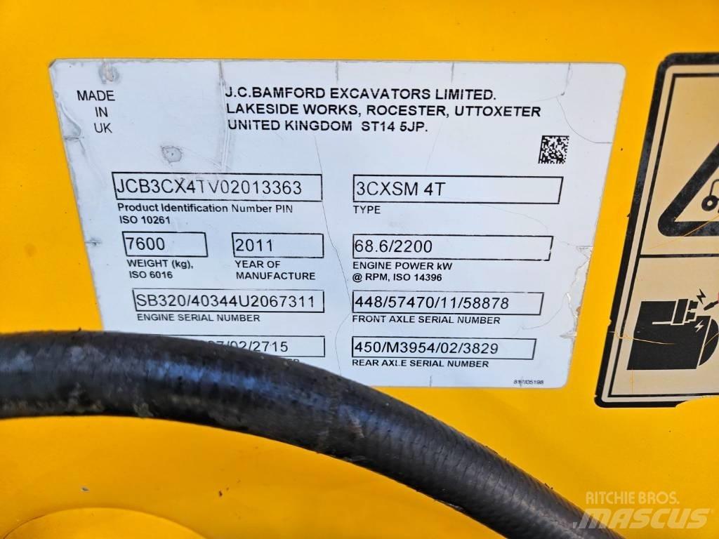 JCB 3 CX Ekskavatori-iekrāvēji