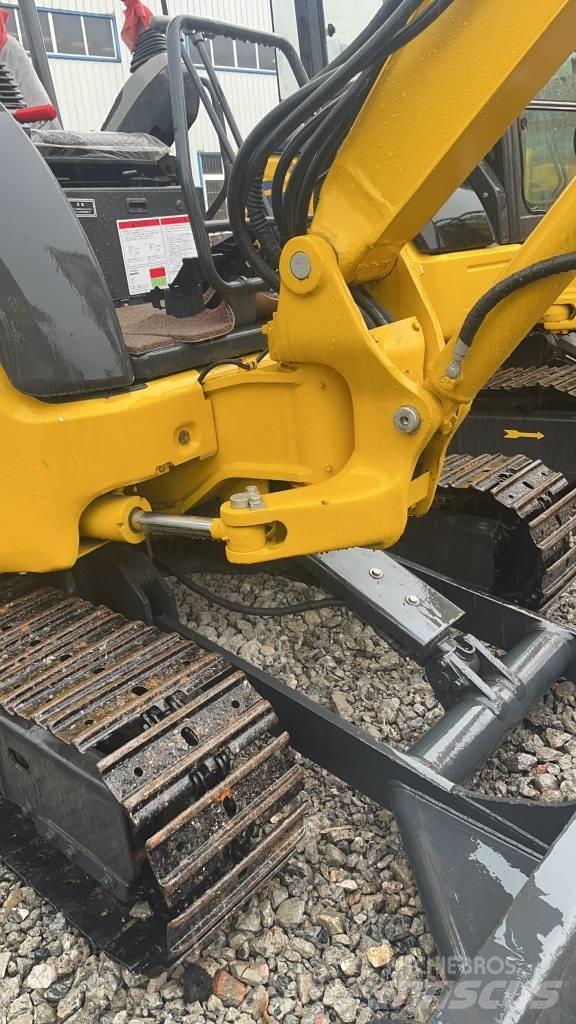Komatsu PC 30 Kāpurķēžu ekskavatori