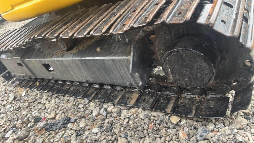 Komatsu PC 30 Kāpurķēžu ekskavatori