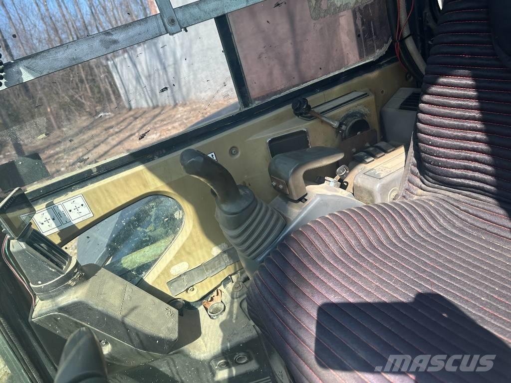 Hitachi ZX50 Kāpurķēžu ekskavatori