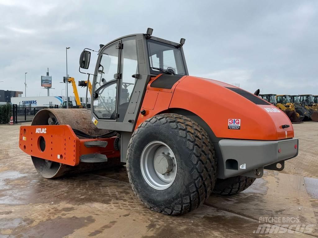Atlas AW1120 Vienvalča grunts veltņi
