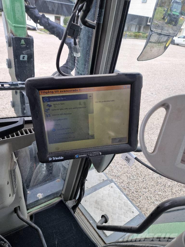 Fendt 820 GPS Traktori