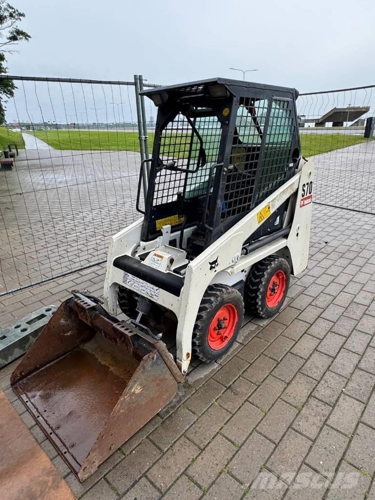 Bobcat S 70 Lietoti riteņu kompaktiekrāvēji