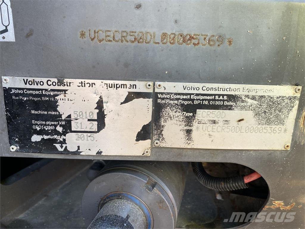 Volvo ECR50 Ekskavatori uz riteņiem