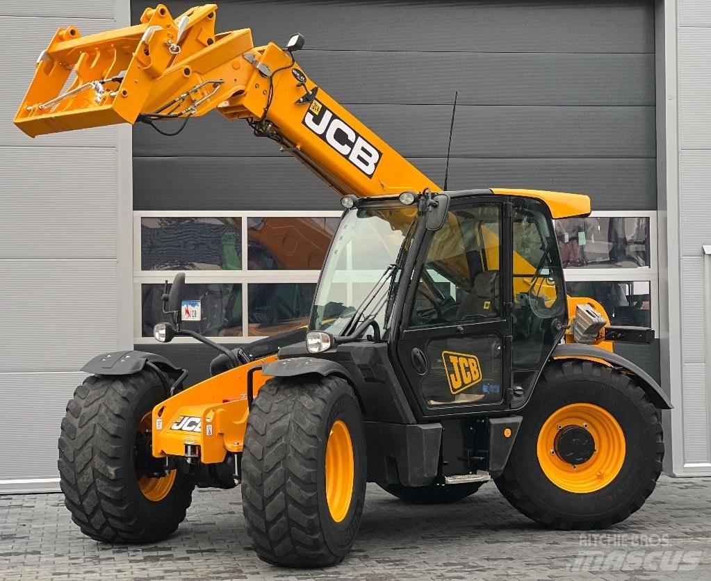 JCB 541-70 Agri Plus Teleskopiskie manipulatori
