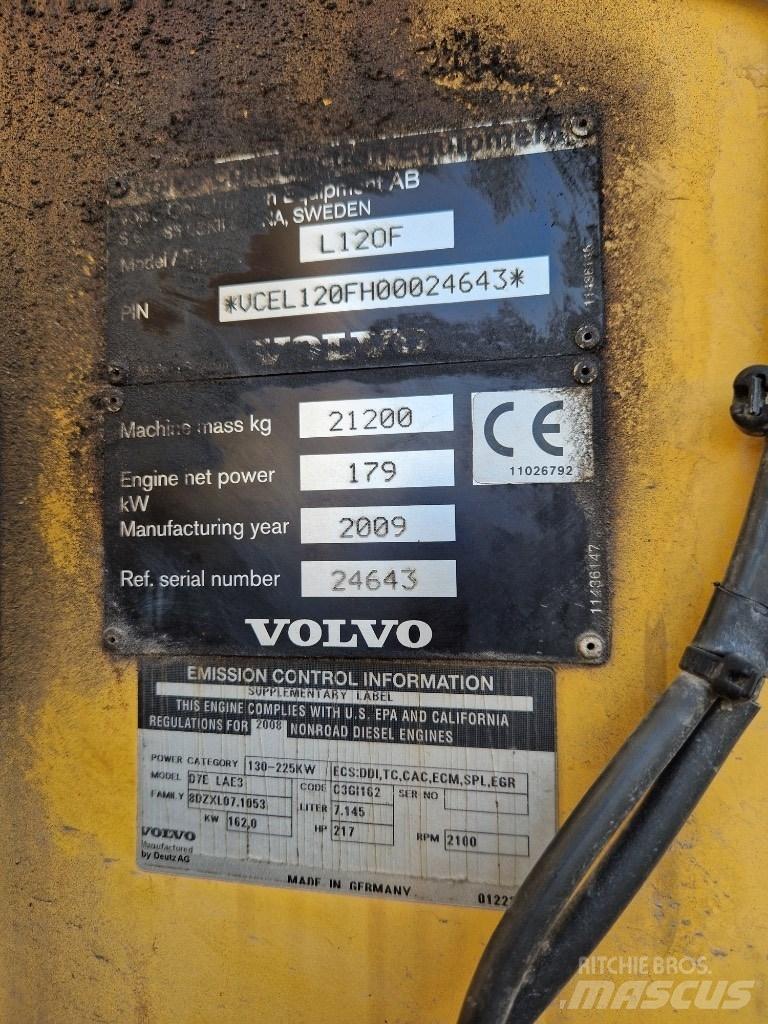 Volvo L 120 F Iekrāvēji uz riteņiem