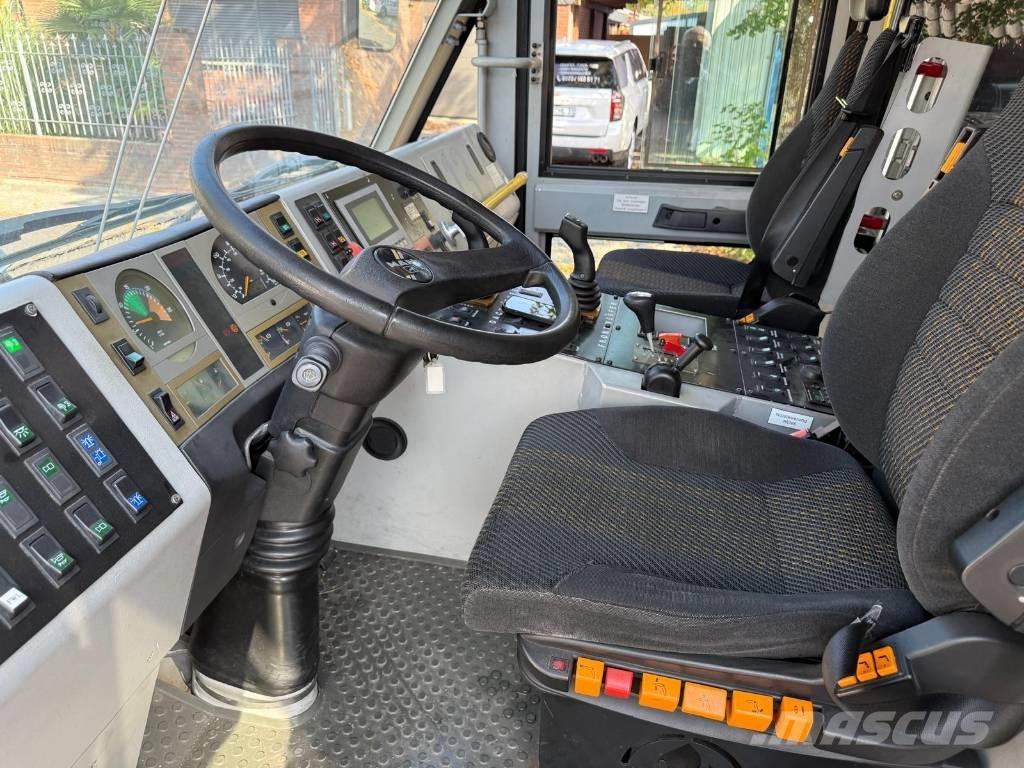 MAN X 1000 , 8 x 8 Ugunsdzēšamā tehnika