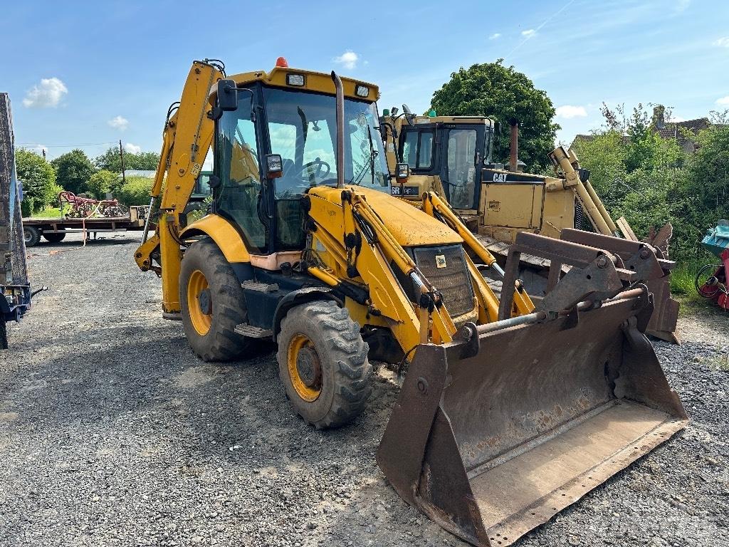 JCB 3 CX Ekskavatori-iekrāvēji