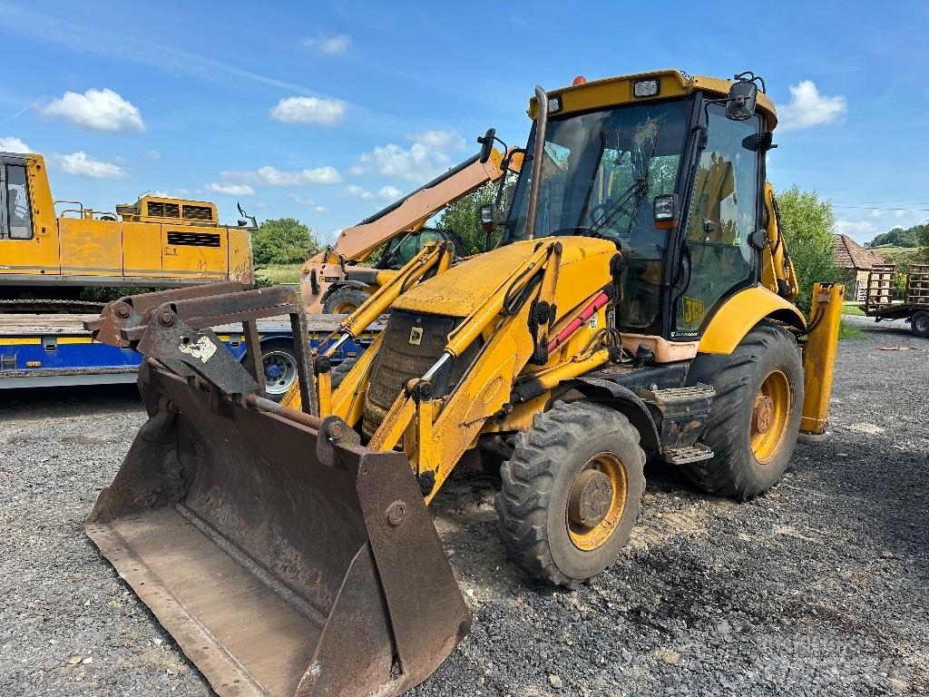 JCB 3 CX Ekskavatori-iekrāvēji