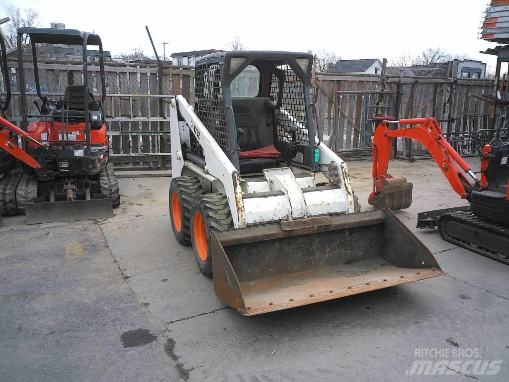 Bobcat S 130 Lietoti riteņu kompaktiekrāvēji