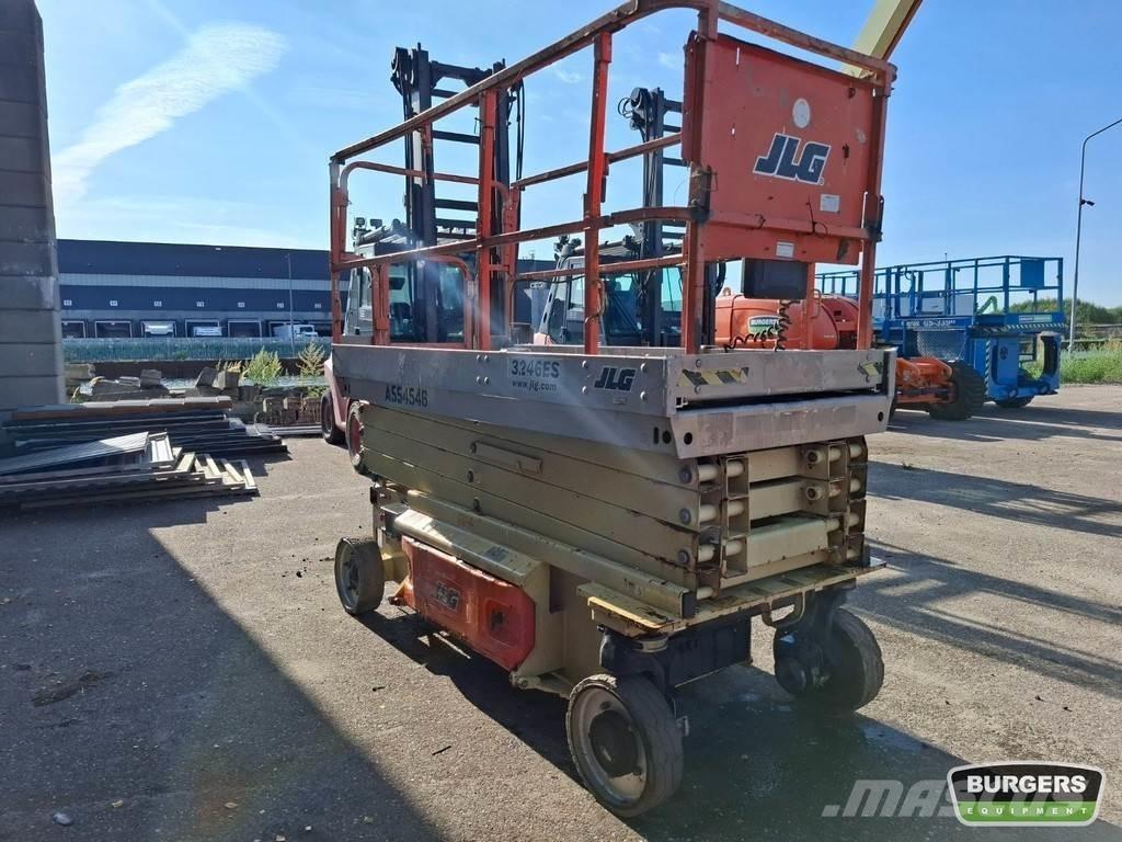 JLG 3246ES Šķerveida pacēlāji