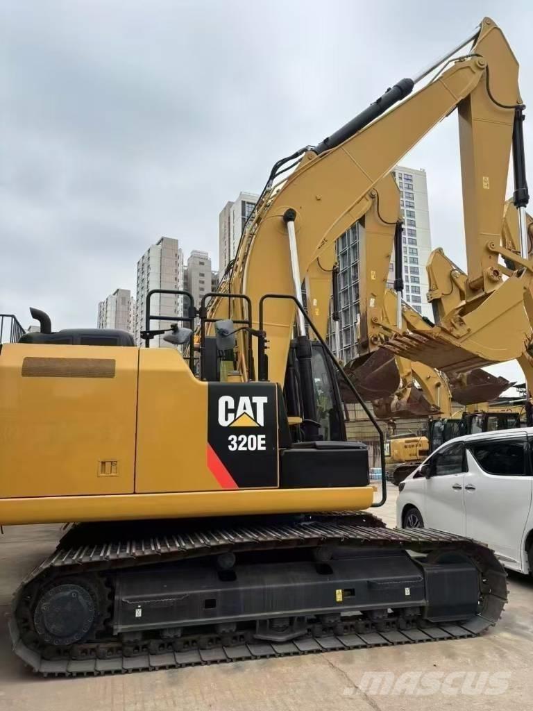 CAT 320 E Kāpurķēžu ekskavatori