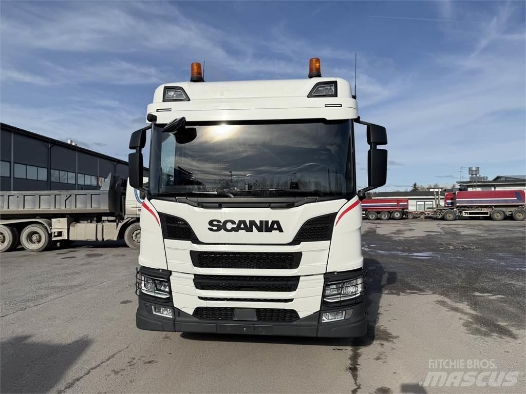 Scania P 360 6X2 Šasija ar kabīni