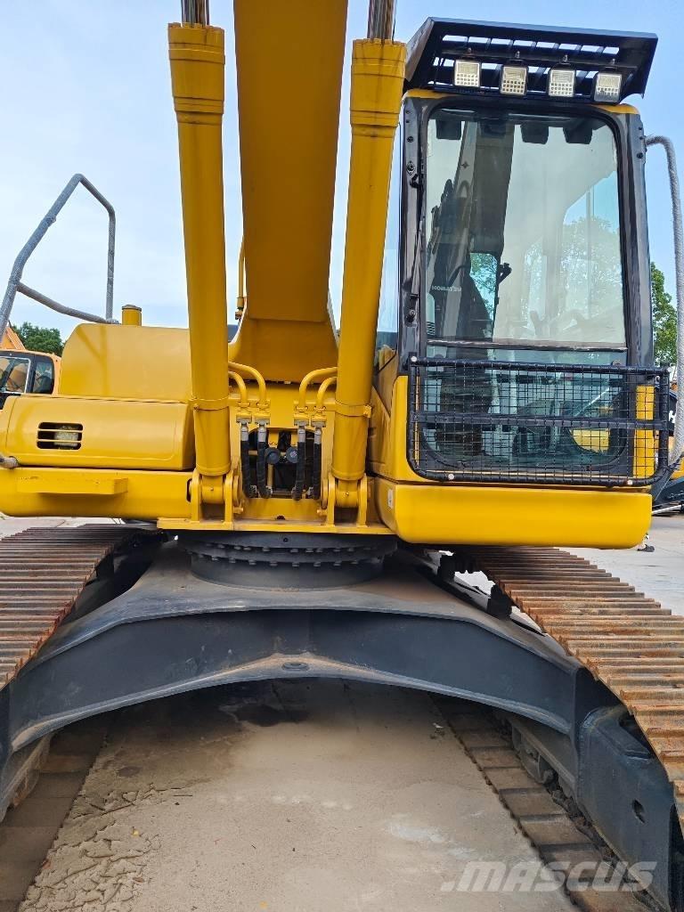 Komatsu PC 220-7 Kāpurķēžu ekskavatori