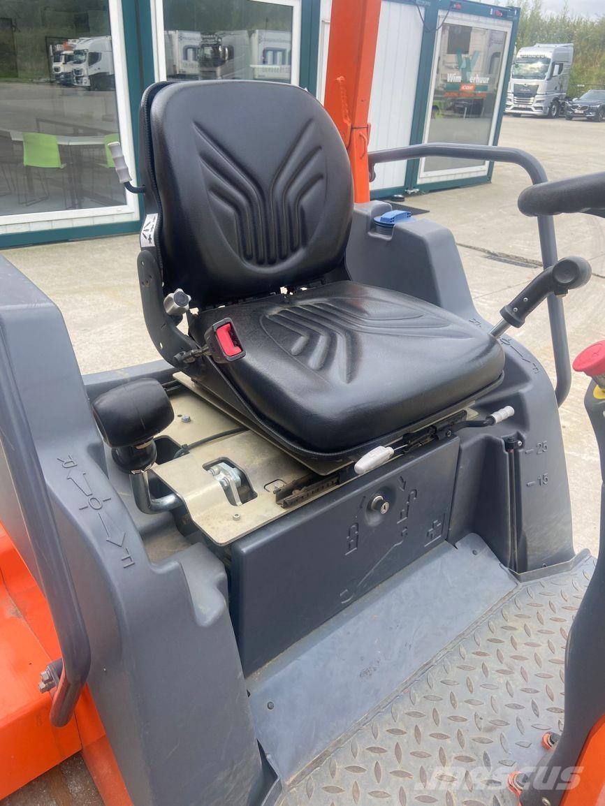 Hamm HD12VV (5986) Augsnes blīvētāji