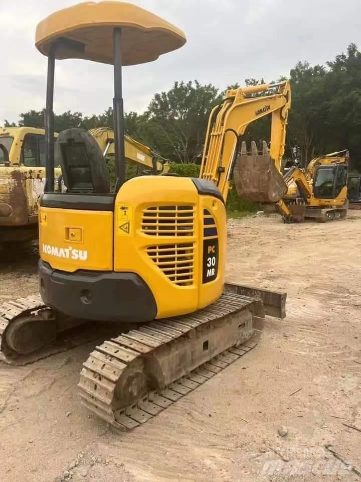 Komatsu PC 30 Kāpurķēžu ekskavatori