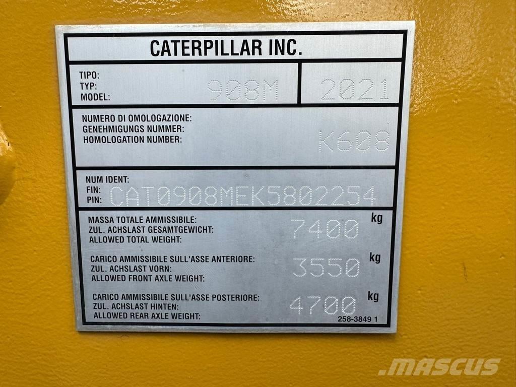 CAT 908M Iekrāvēji uz riteņiem