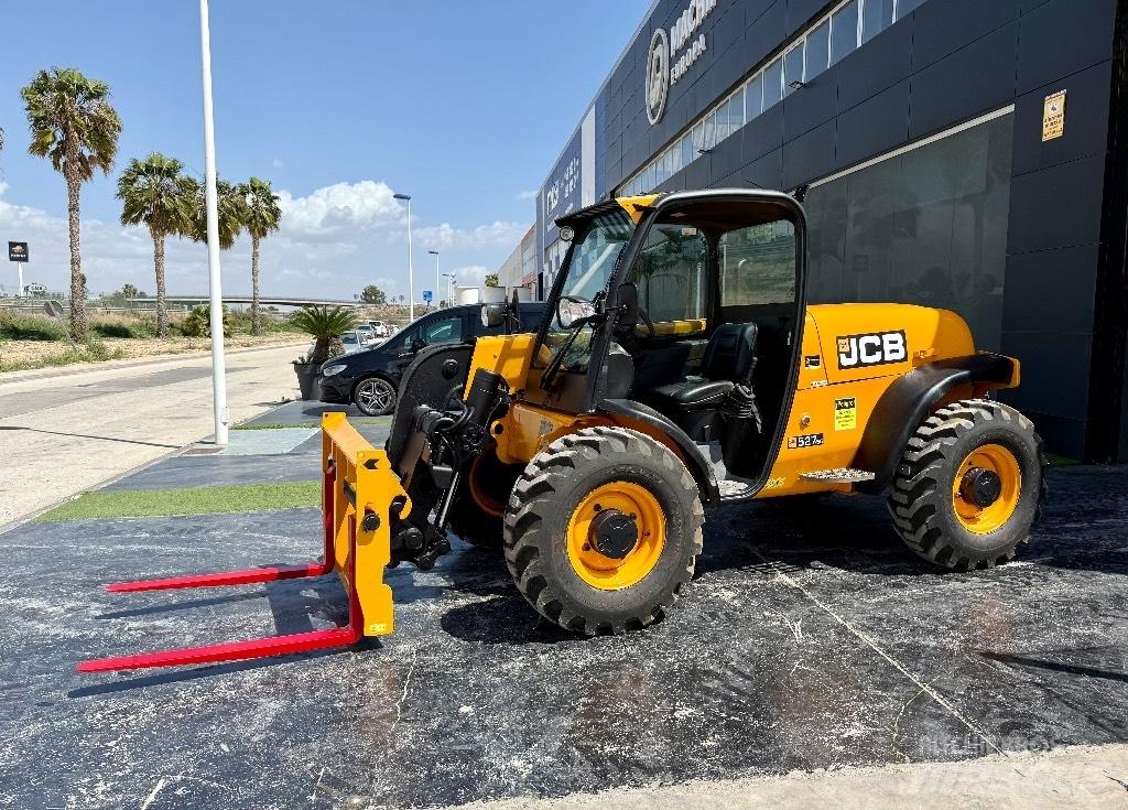 JCB 527-55 Teleskopiskie manipulatori