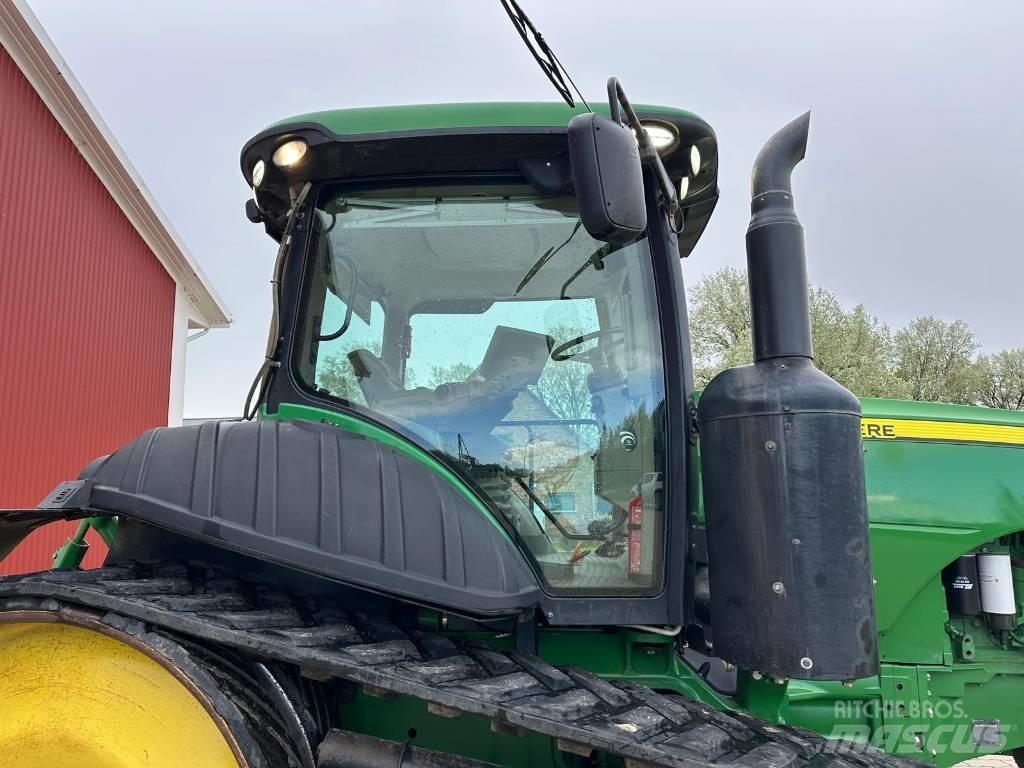 John Deere 8435 RT Traktori