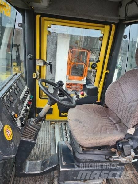 Bomag BW 174 AD Divvalču grunts veltņi