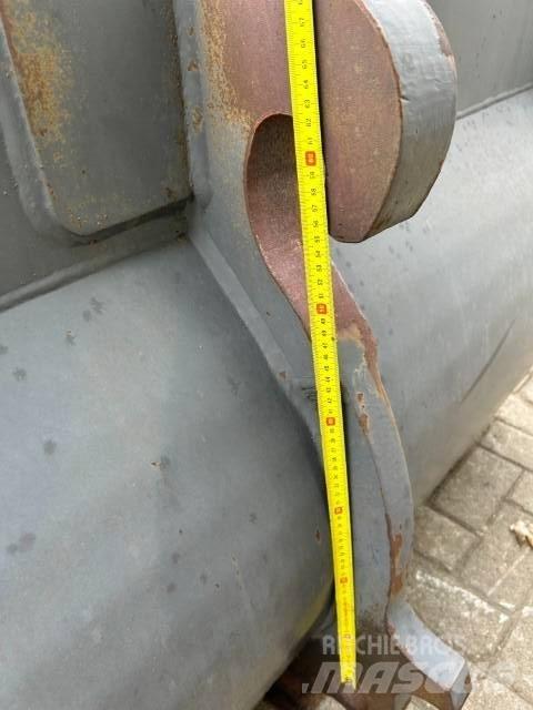 Volvo Shovel bak Kausi