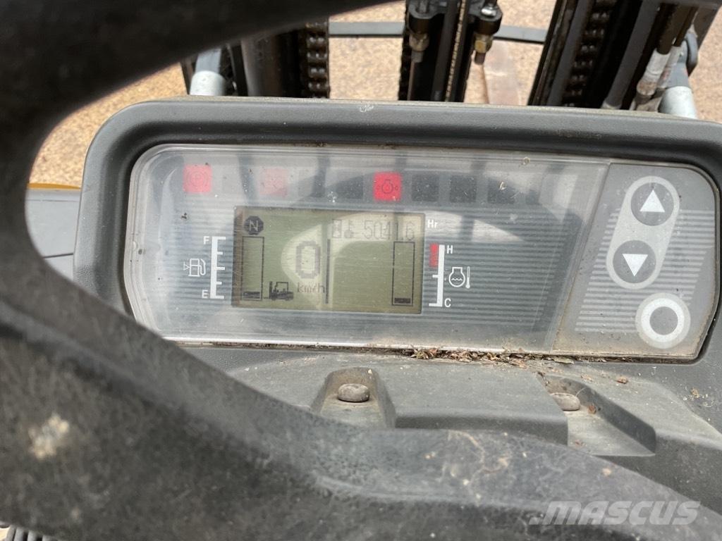 CAT DP30NT Tehnika ar dīzeļa dzinēju