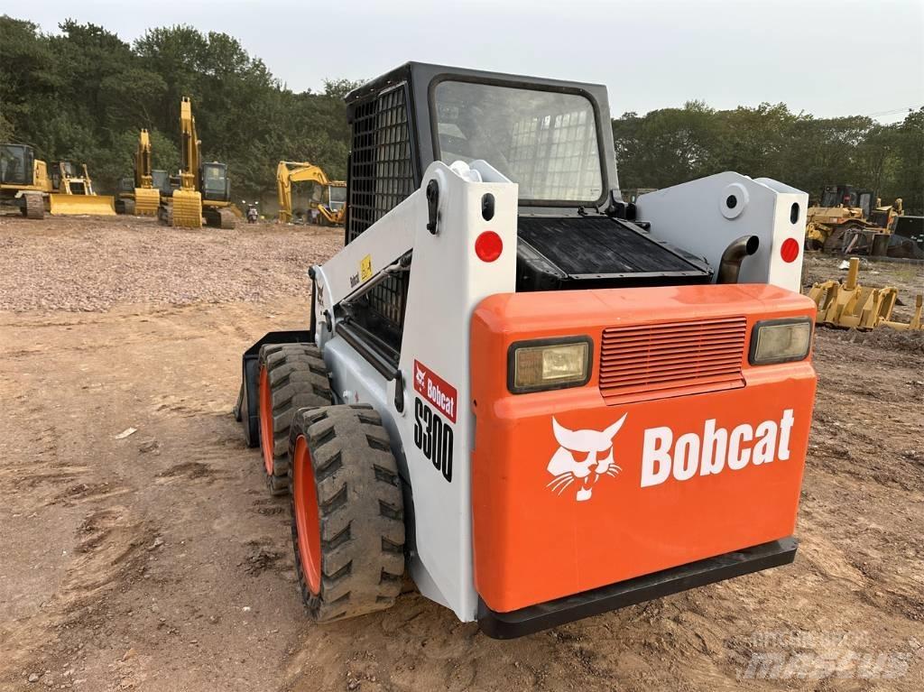 Bobcat S300 Lietoti riteņu kompaktiekrāvēji
