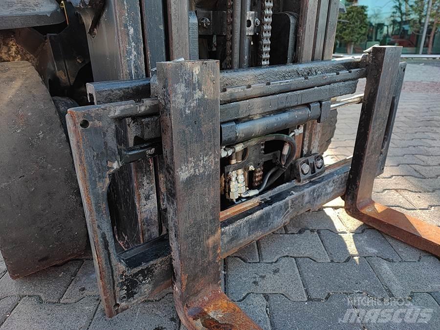 Hyster H2.5FT Tehnika ar dīzeļa dzinēju