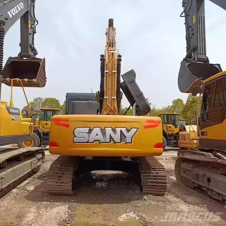 Sany SY215Cpro Kāpurķēžu ekskavatori