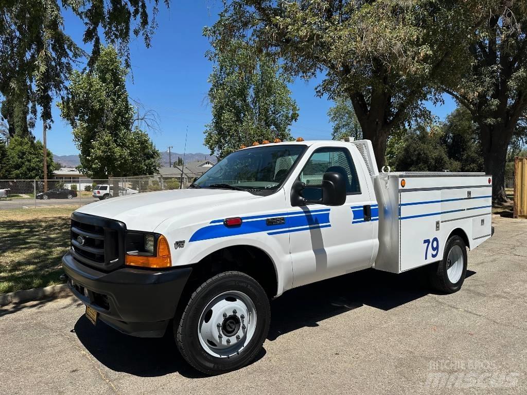 Ford F 450 Evakuators ar manipulatoru
