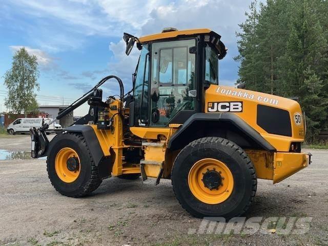 JCB 413K Iekrāvēji uz riteņiem