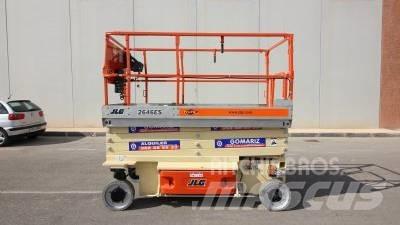 JLG 2646ES Šķerveida pacēlāji