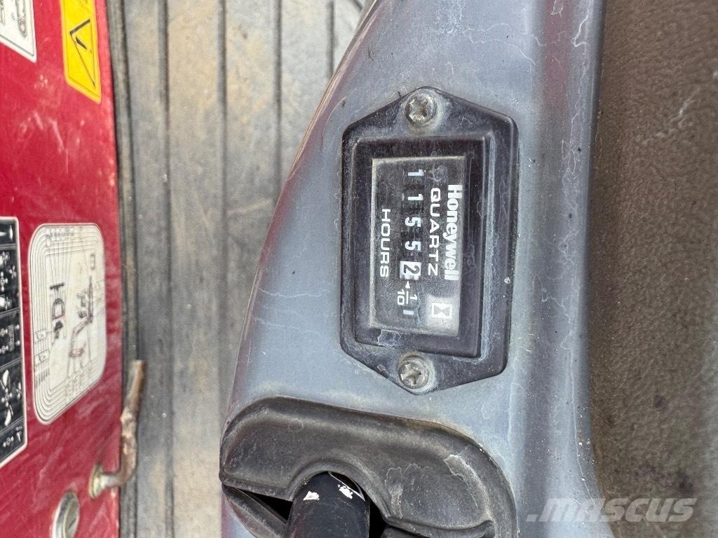 Yanmar SV08 (1D477) Mini ekskavatori < 7 t