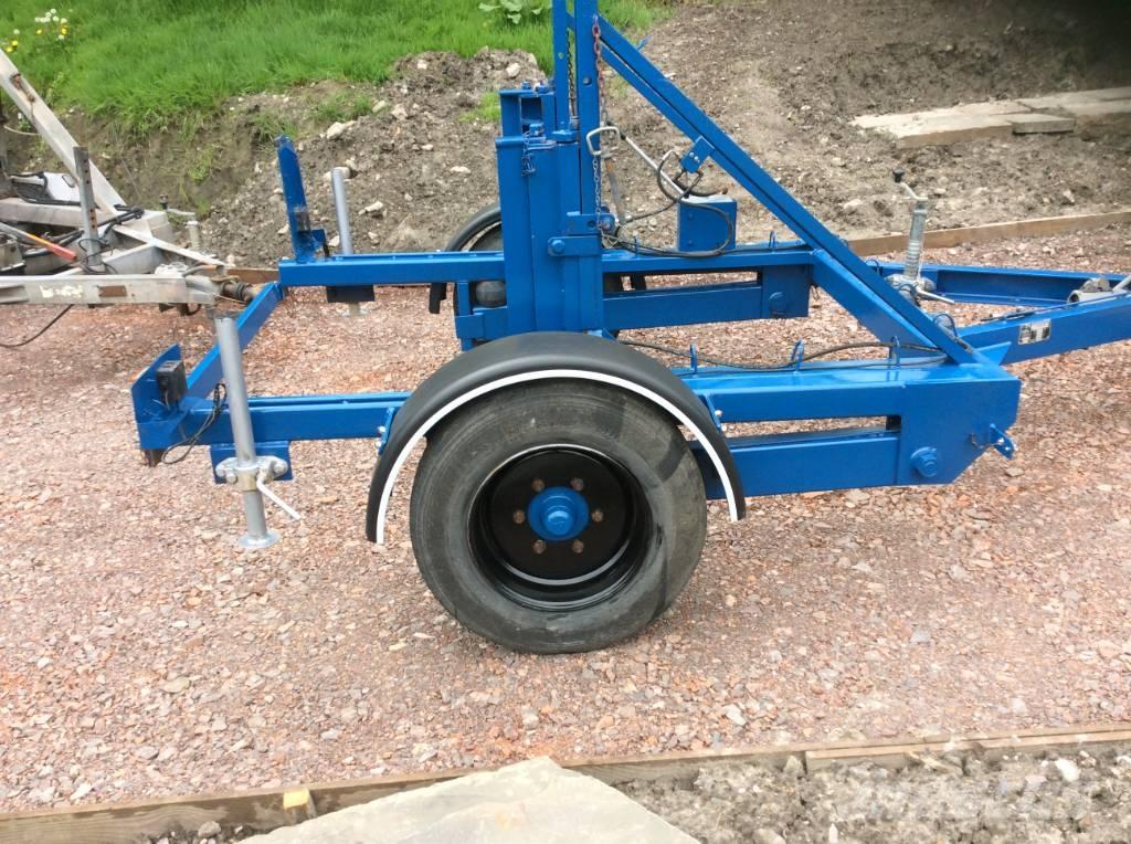  Seb  CD60 Citas piekabes